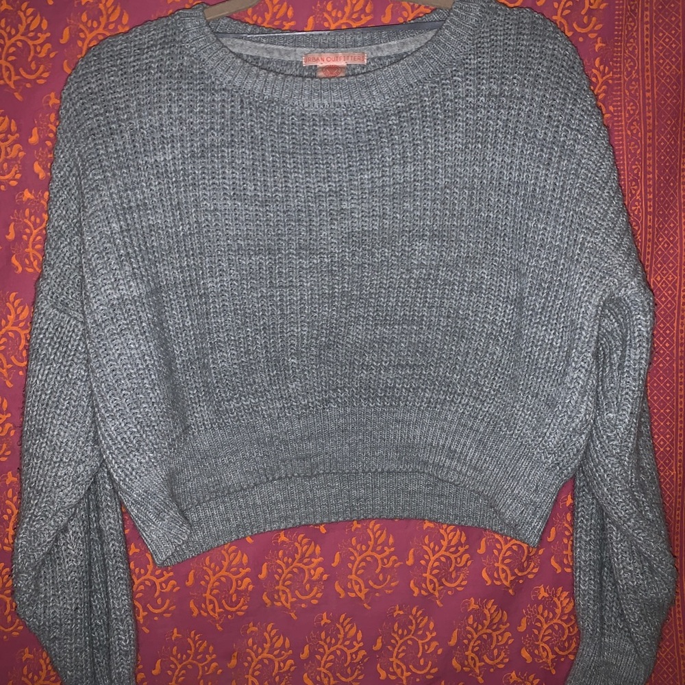 Urban cropped grey sweater